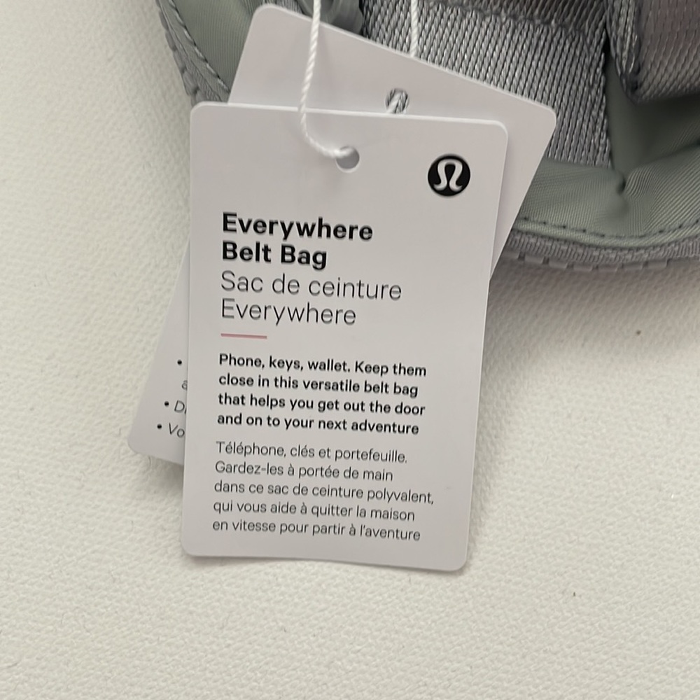 NWT Lululemon Everywhere Belt Bag *1L Silver Drop - Picture 4 of 8